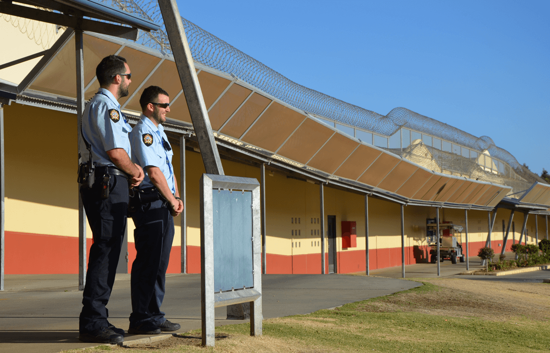 Australia Female Prison Guards Resign After Sexual Relationships With Inmates Are Exposed